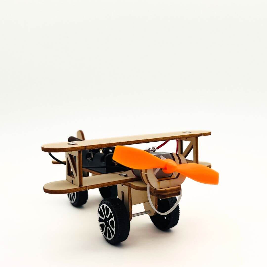 AirplaneBot: The High-Speed ​​Jet! - Wooden STEM Assembly Kit