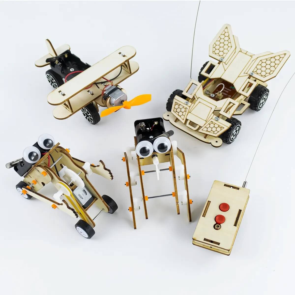 Bot's Builders - Pack of 4 Bots - Wooden STEM Assembly Kit