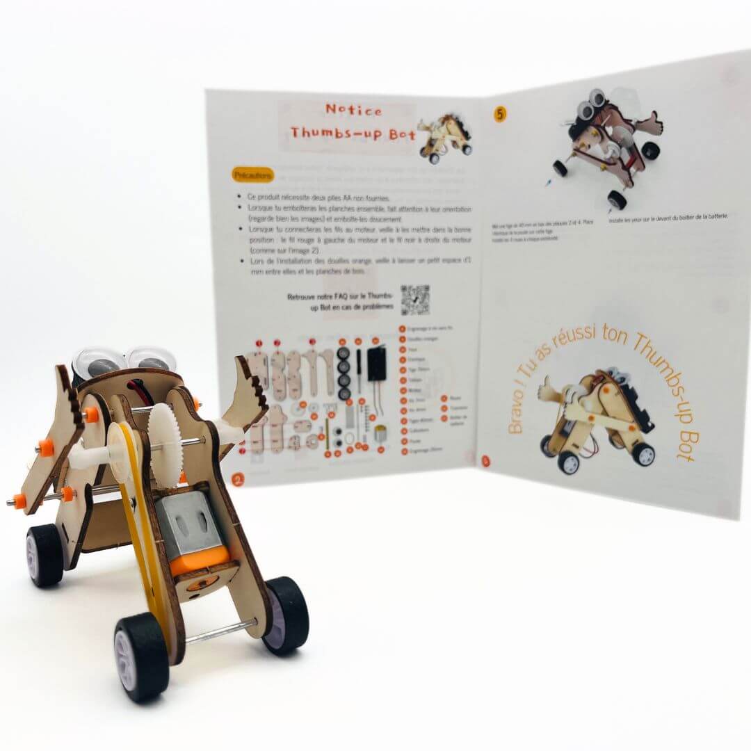 Thumbs-up Bot : Le robot qui vous donne un coup de pouce - Kit d'assemblage en bois STEM