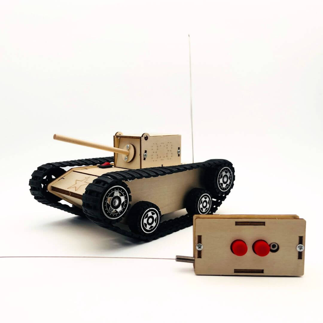 CharBot: The perfect companion for exploring your surroundings - STEM wooden assembly kit 