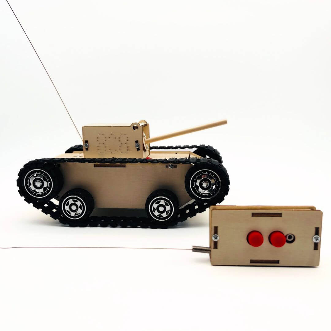 CharBot: The perfect companion for exploring your surroundings - STEM wooden assembly kit 